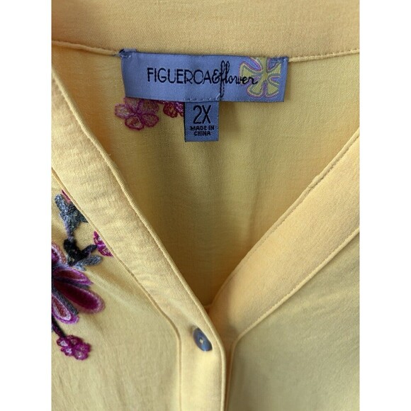 FIG AND FLOWER Plus Size 2X Yellow Embroidered Floral Roll Up-Long Sleeve Shirt - Picture 2 of 7